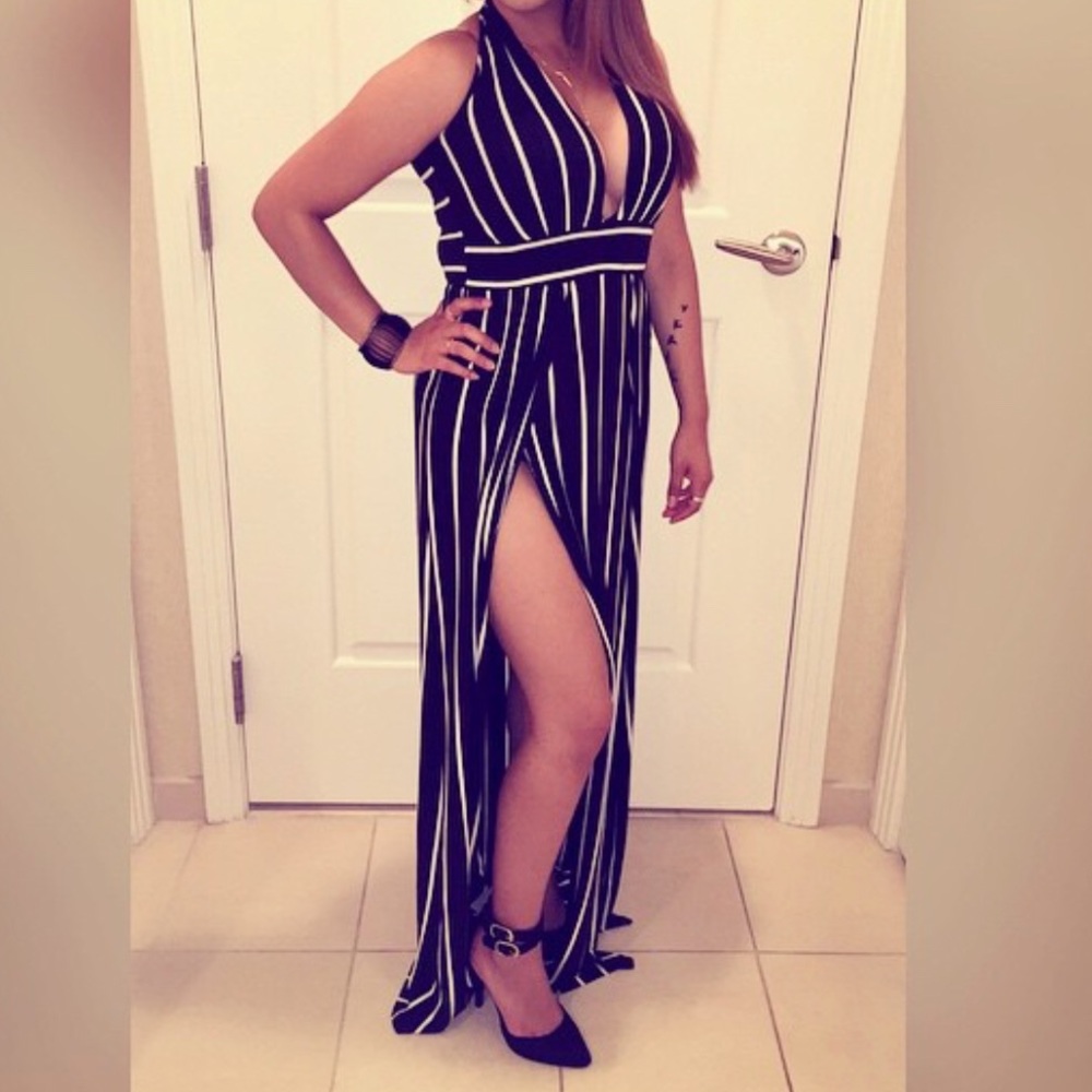 Stripped maxi dress.
